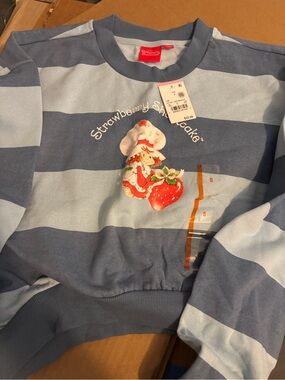 Strawberry shortcake sweater NWT
